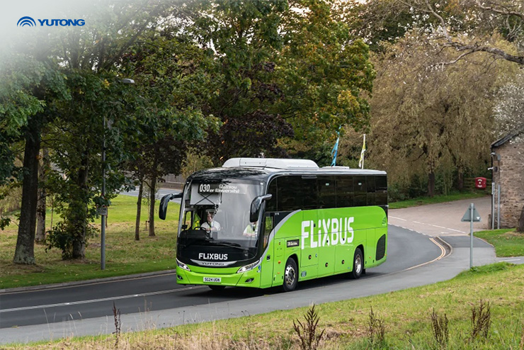 Den 2 000. Yutong-bussen i Storbritannia er en FlixBus GT12 for Første Buss i Vest-England