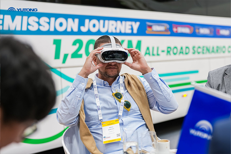 Yutong lanserer ny generasjon batterielektrisk intercitybuss IC12E på UITP Summit Hamburg 2025 – viser frem innovasjon innen elektrifisering