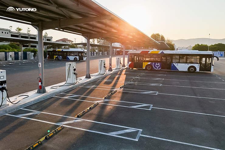 Yutong Tilbyr Hellas en Komplett Energiomstillingsløsning og Baner vei for en Grønnere Transportfremtid
