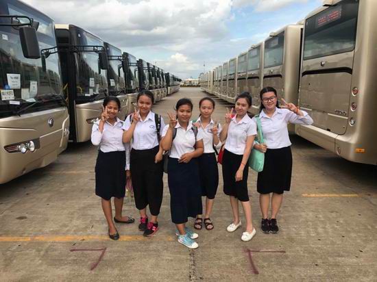 China donates 98 Yutong buses to Cambodia China donates 98 Yutong buses to Cambodia