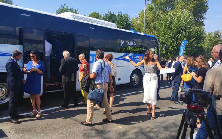 Europes First Pure Electric Intercity Line Opened, Yutong Pure Electric Bus Entering Provence Europes First Pure Electric Intercity Line Opened, Yutong Pure Electric Bus Entering Provence