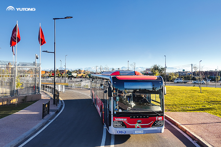 723 Yutong-busser fullførte med høy standard den totale service- og transportstøtten for Afrikas internasjonale fotballturnering!