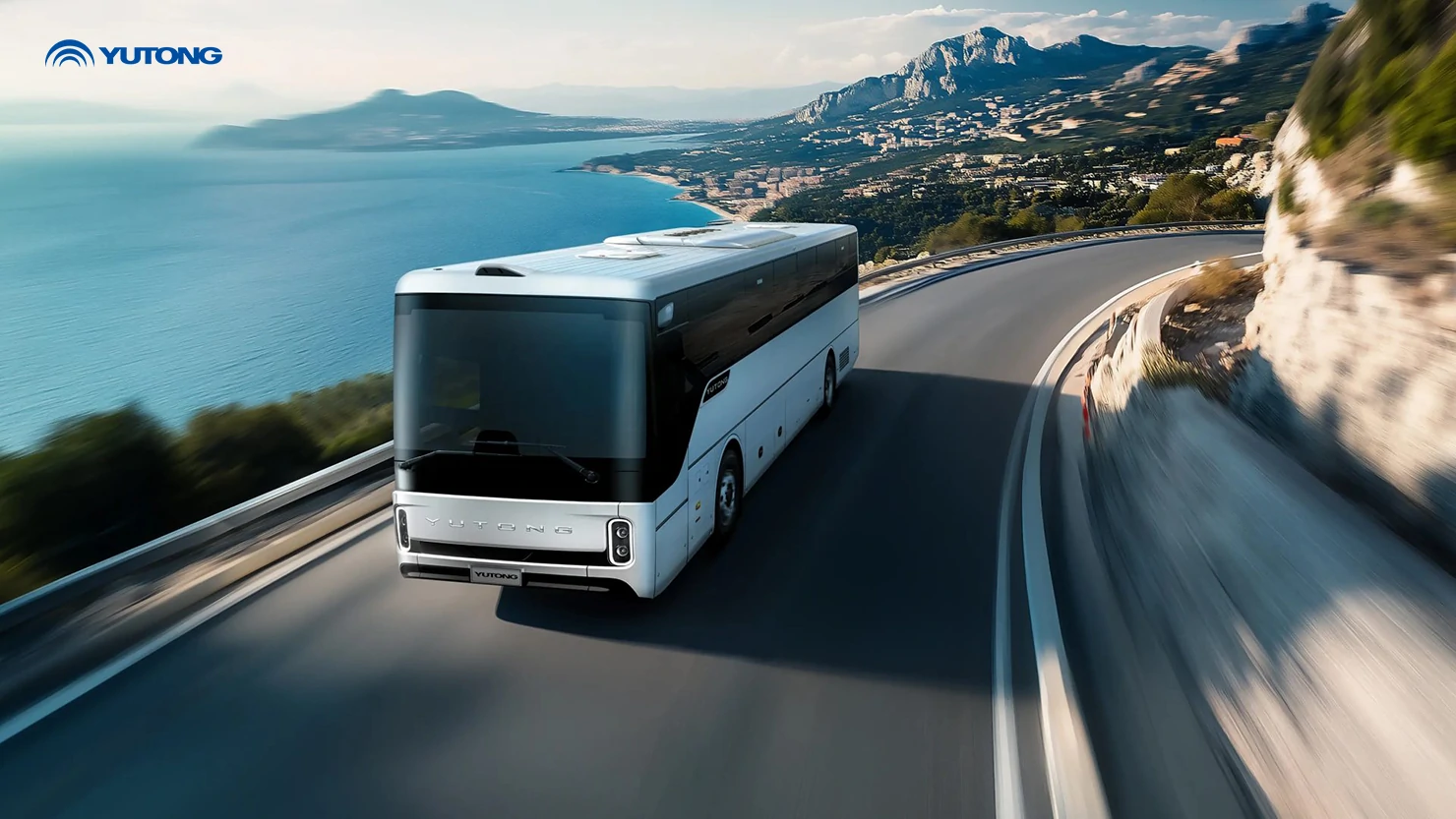 Yutong Deltar på den 9. Utgaven av AUTOCAR EXPO i Frankrike